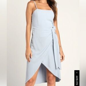 NWT Women’s Blue Lulus Wrap Dress